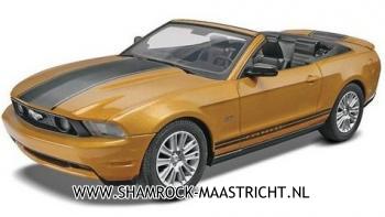 Revell 2010 Ford Mustang GT Convertible