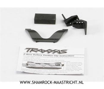 Traxxas  Retainer clip, battery (1)/ front clip (1) /rear clip (1)/ foam spacer (1) (for one battery compartment) - TRX5629