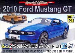 Revell Ford Mustang GT 2010